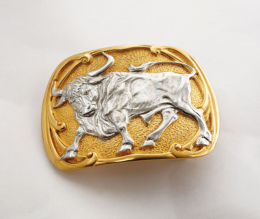 Кожаный ремень с бляшкой ''Бык''. Позолота