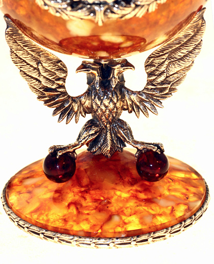 Винтажные настольные часы из янтаря