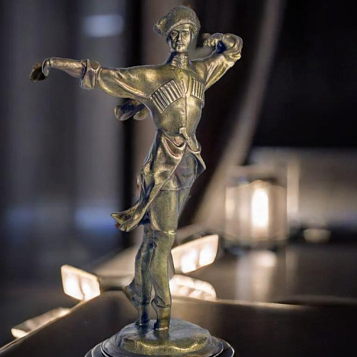 Бронзовая миниатюра «Джигит, танцующий лезгинку» купить с доставкой Бронзовая миниатюра «Джигит, танцующий лезгинку»