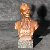 Бронзовый бюст «Суворов»