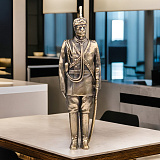 Бронзовая статуэтка "Жандарм"