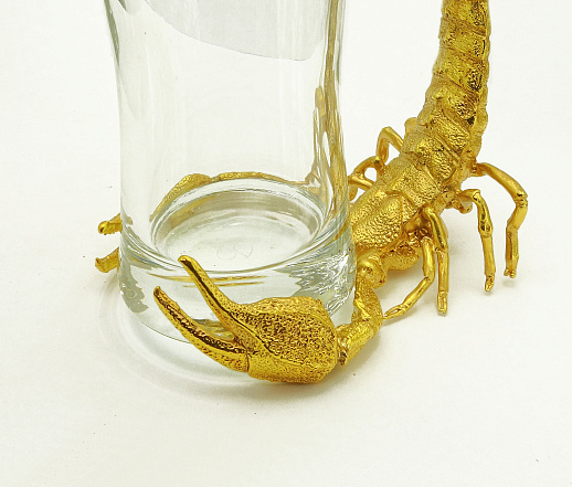 Пивной бокал "Скорпион" в золоте.