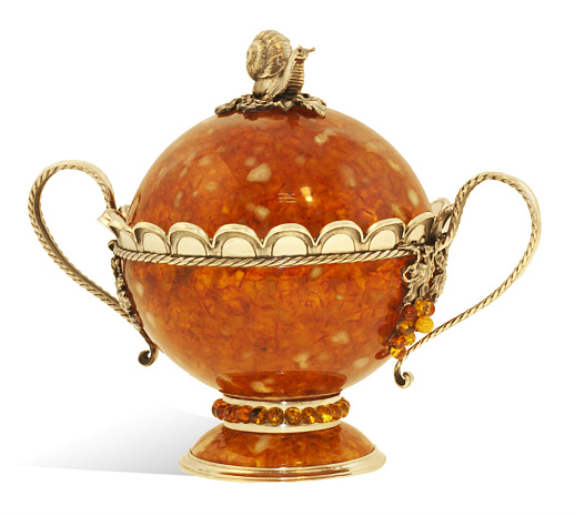 Бонбоньерка (сахарница) "Виноград" из янтаря