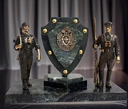 Бронзовый сувенир "На защите Отечества"