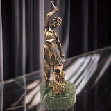 Бронзовая статуэтка Кузнец (большой)