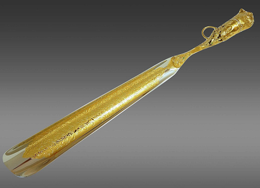 Интерьерная ложка для обуви "Мопс". Позолоченная