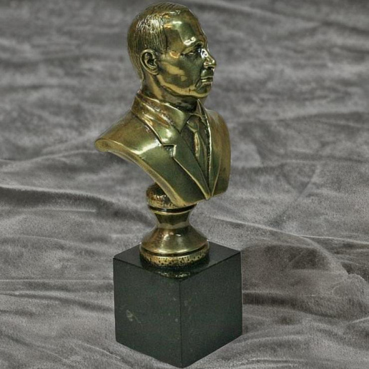 Бронзовый бюст "Путин В.В." купить с доставкой Бронзовый бюст "Путин В.В."