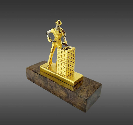 Подставка под ручку "Строитель". Позолоченная