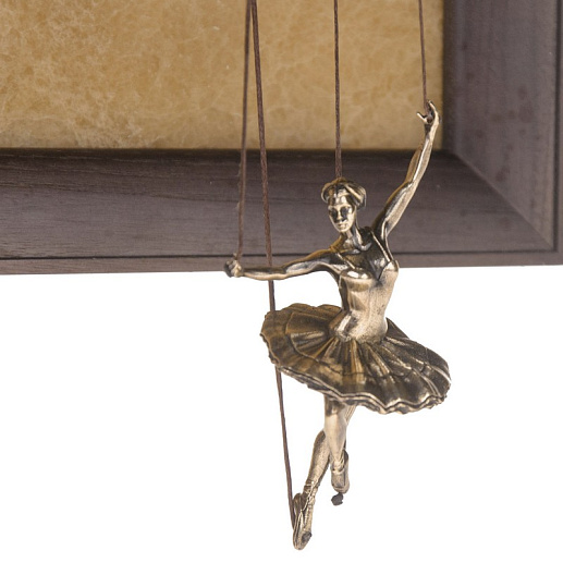 Бронзовая картина "Марионетки"