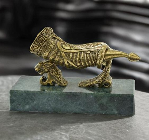 Бронзовая статуэтка "Рог"