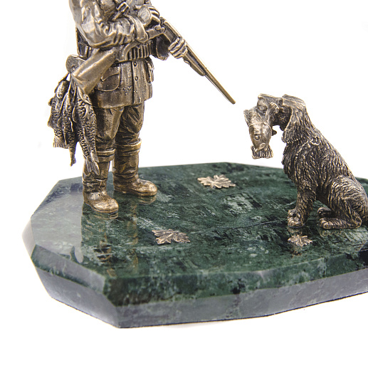Бронзовая композиция-шарж "Охотник"