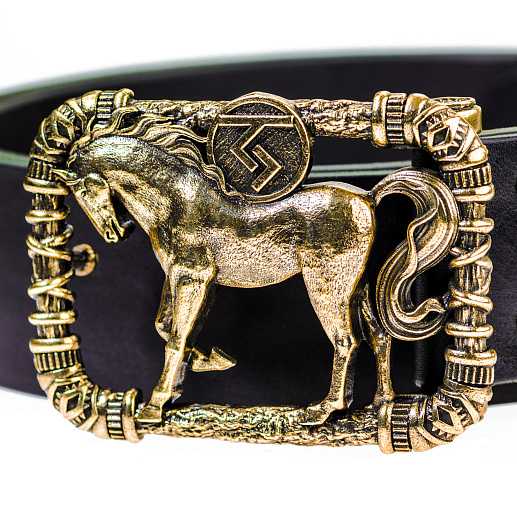 Ремень кожаный с пряжкой "Чертог коня"