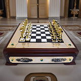 Шахматы из мрамора и долерита "Баталия". Златоуст