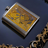 Фляжка в подарок "Схватка"