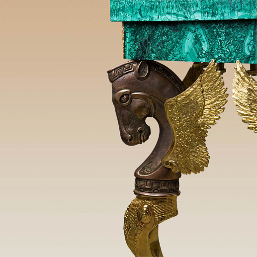 Шахматы из малахита