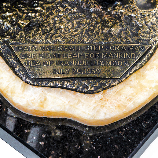 Диорама "Астронавт Нил Армстронг" 1/8