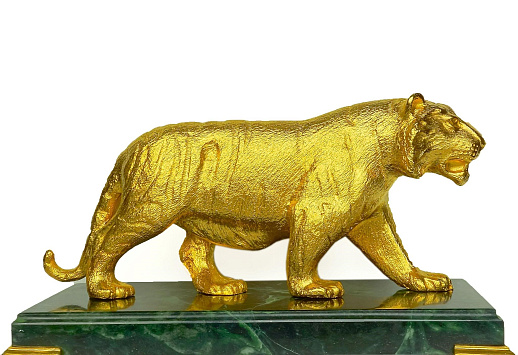 Статуэтка "Тигр на змеевике"