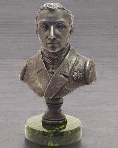 Бронзовый бюст "Бибиков Д.Г." купить с доставкой Бронзовый бюст "Бибиков Д.Г."