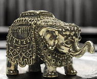 Бронзовая статуэтка "Слон большой в попоне"