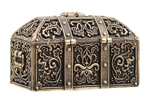Сундук-шкатулка бронзовый большой