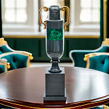 Ваза из малахита «Амфора»