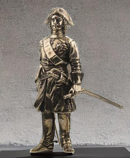 Бронзовая статуэтка "Петр I"