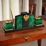 Письменный прибор из малахита и долерита «Новый»