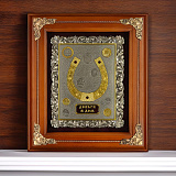 Деревянная ключница "Подкова" с золочением