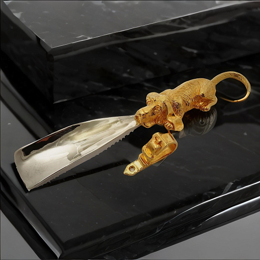 Интерьерная обувная ложка "Собака". Позолоченная