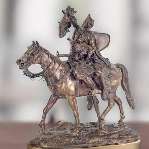 Бронзовая композиция «Всадник со львятами» купить с доставкой Бронзовая композиция «Всадник со львятами»