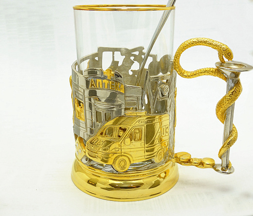 Сувенирный подстаканник "Подарок врачу"