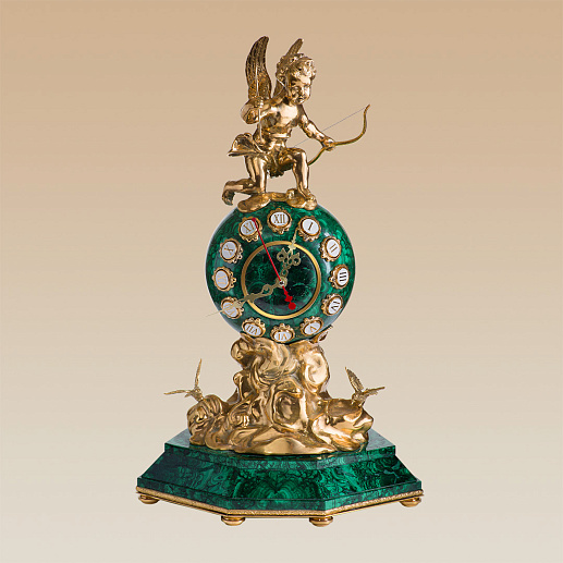 Каминные канделябры с часами из малахита