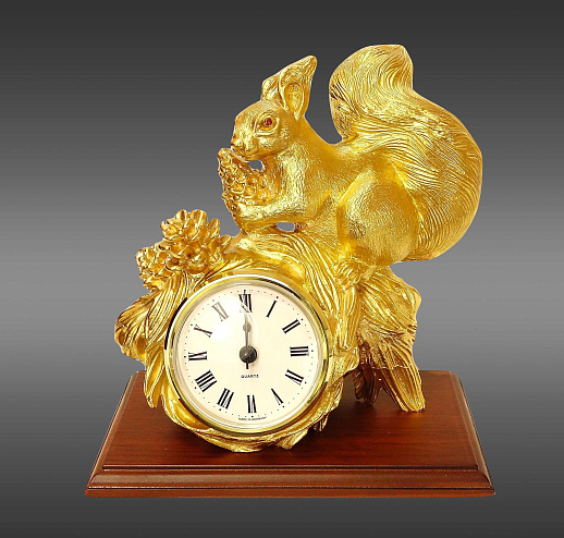 Настольные часы из бронзы