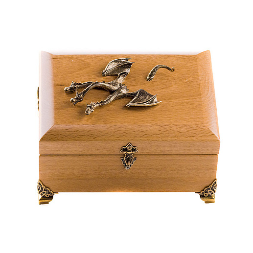 Оригинальная шкатулка из дерева