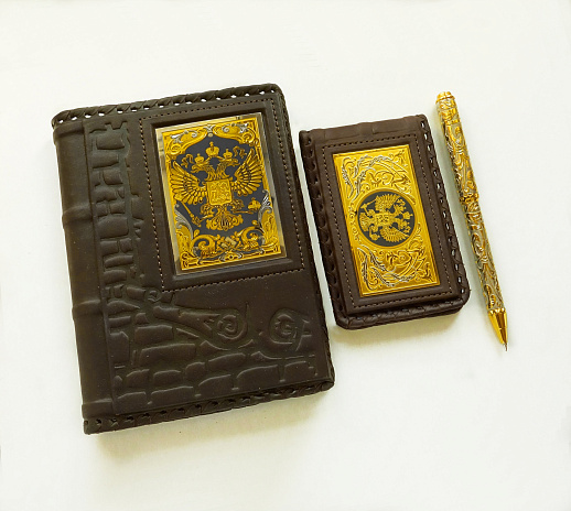 Набор "Ежедневник, визитница кожаная, ручка". Златоуст