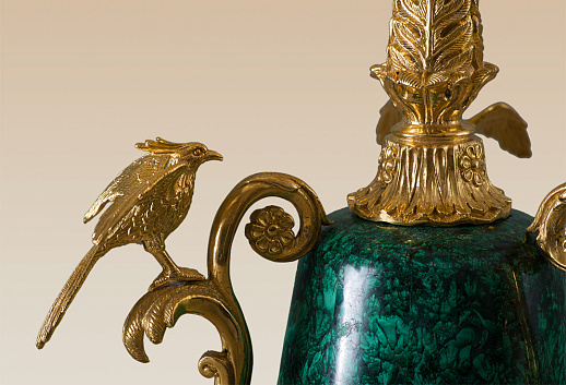 Настольная лампа из малахита с птичками купить с доставкой Настольная лампа из малахита с птичками