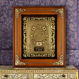 Деревянная ключница "Подкова" настенная