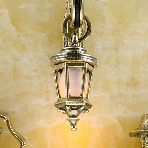 Бронзовая ключница настенная "Девушка с парнем" с подсветкой