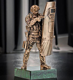 Бронзовая статуэтка "Щитовой"
