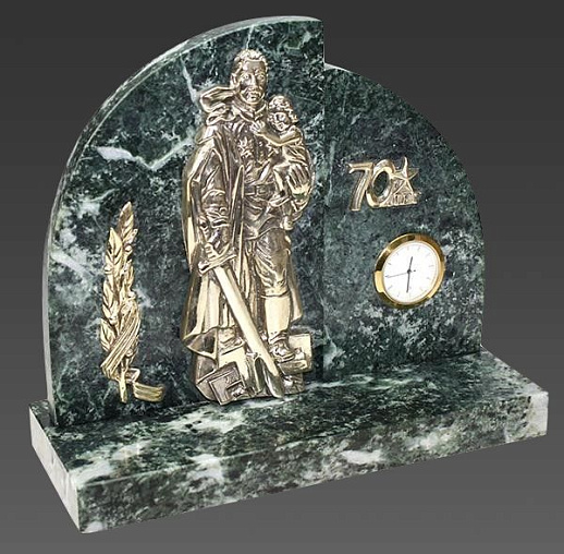 Часы подарочные настольные