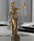 Бронзовая композиция «Фемида (маленькая)»