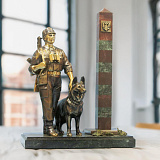 Бронзовая статуэтка "Караул"