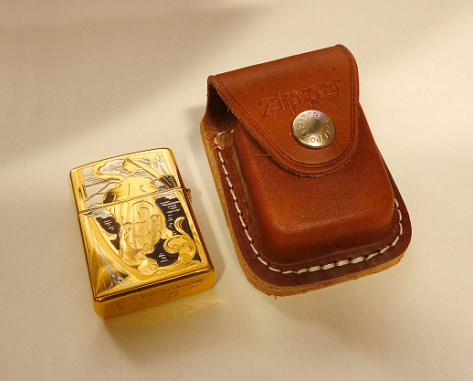 Зажигалка Zippo с гравировкой "Пантера"