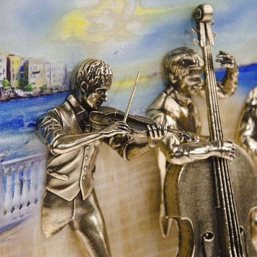 Бронзовая картина "Трио"