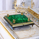 Подставка под бумаги из малахита