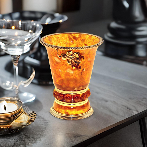 Стопка для водки из камня (янтарь)