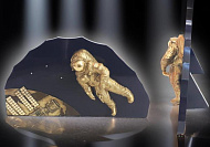 Бронзовый сувенир "Выход в космос"