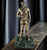 Бронзовая статуэтка "Прокурор"