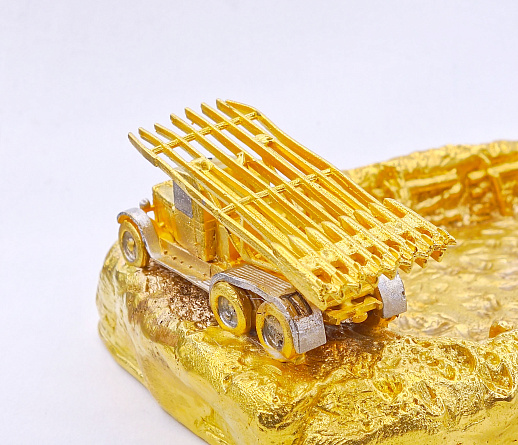 Пепельница "Катюша". Позолоченная