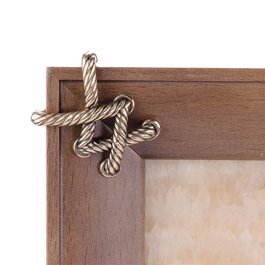 Бронзовая картина "Гитарист"